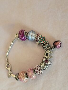 Kay Jewelers Pink and Purple "Charmed Memories" Bracelet